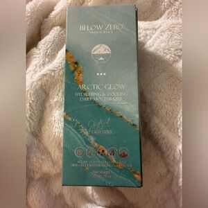 NIB Below Zero Swiss Science Arctic Glow Hydrating&Cooling Daily Moisturizer$350
